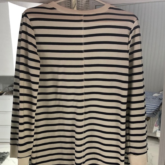 Cute comfy dress - Picture 2 of 2